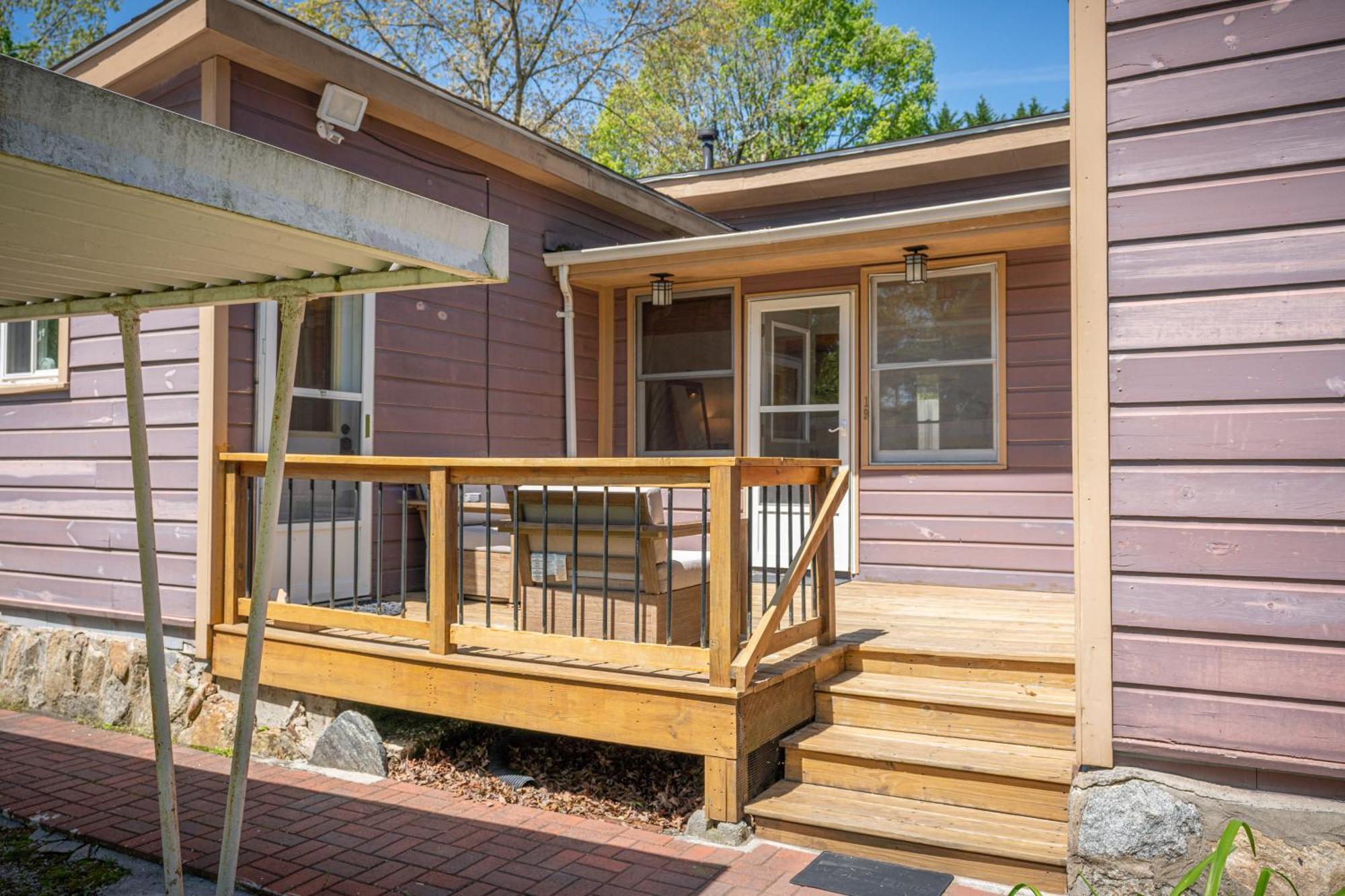 Cedarwood Inn Hendersonville Exterior foto